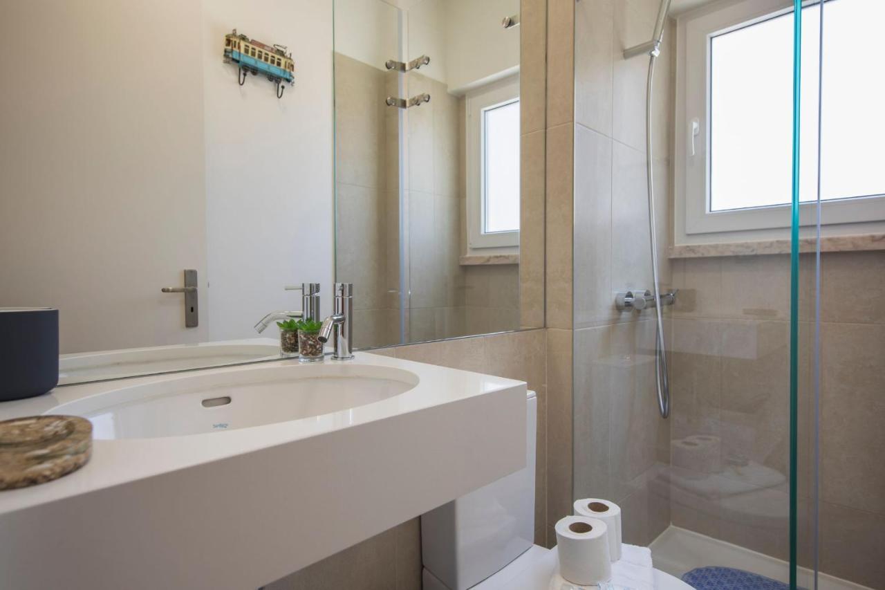 Bairrus Lisbon Apartments - Duque エクステリア 写真